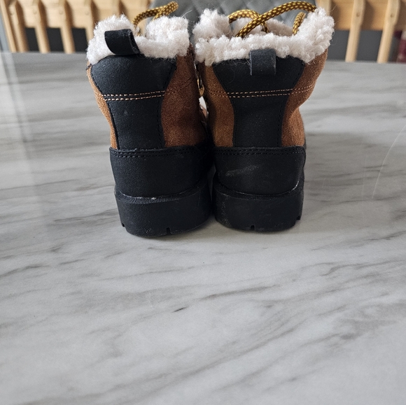 Toddler boots - Picture 2 of 4